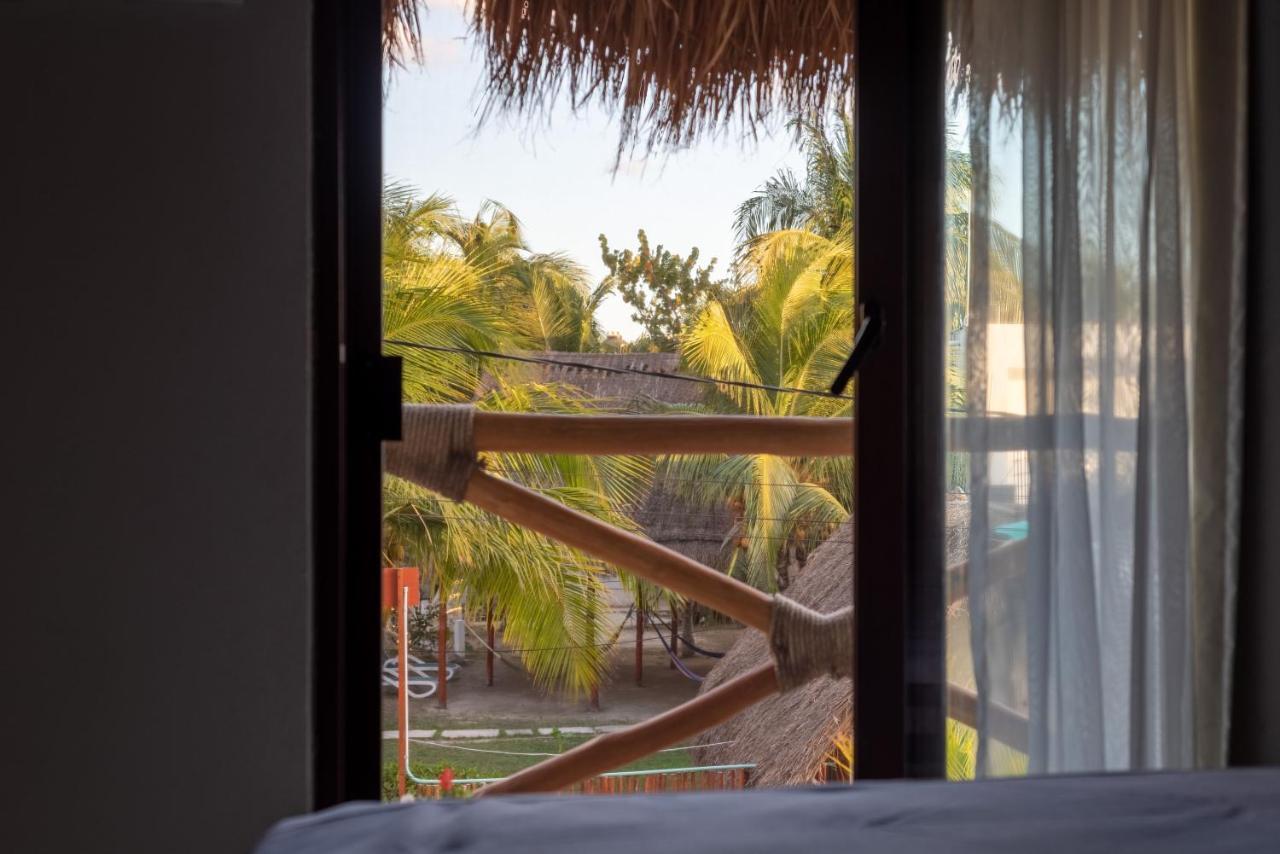 Hotel Mayari Holbox Bagian luar foto View from a room at the hotel