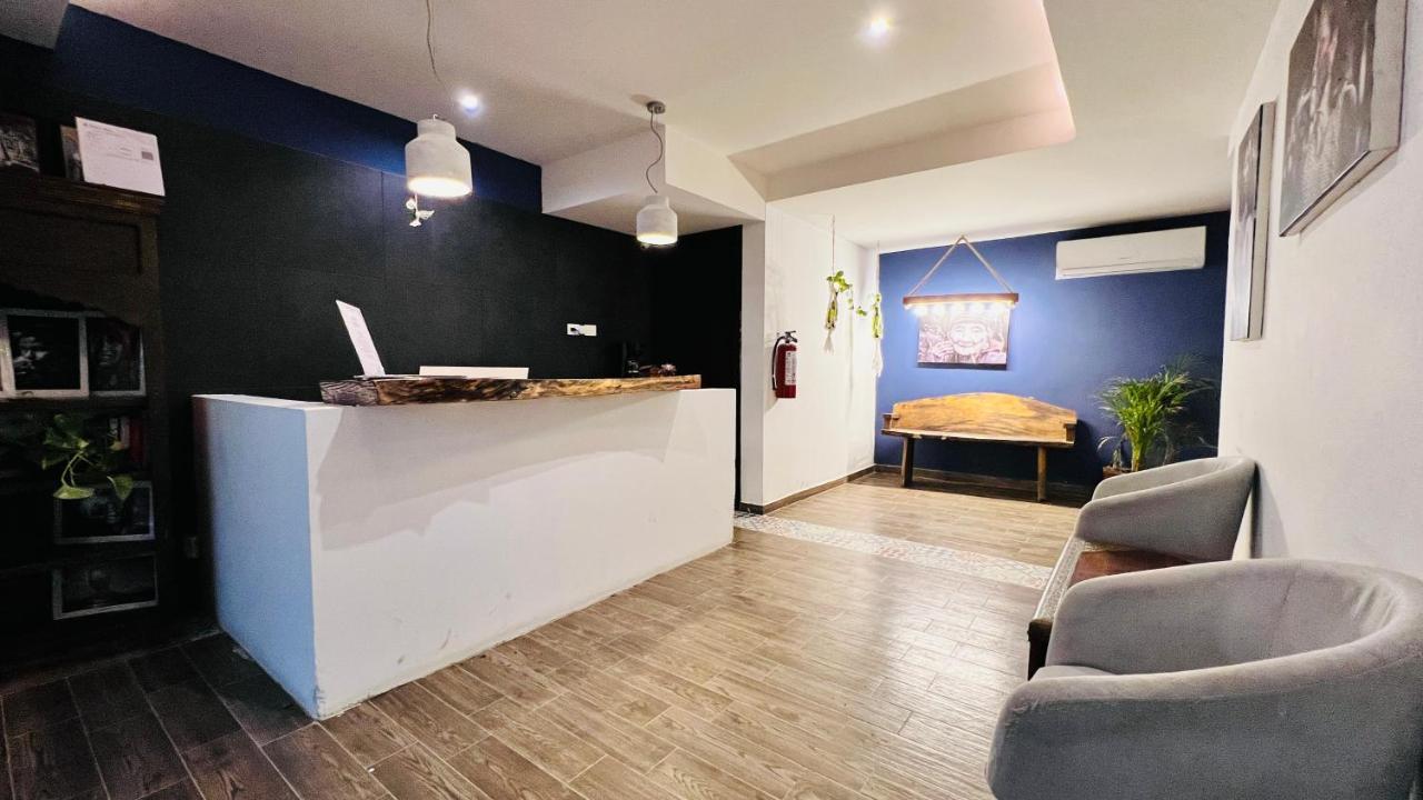 Hotel Mayari Holbox Bagian luar foto Reception area